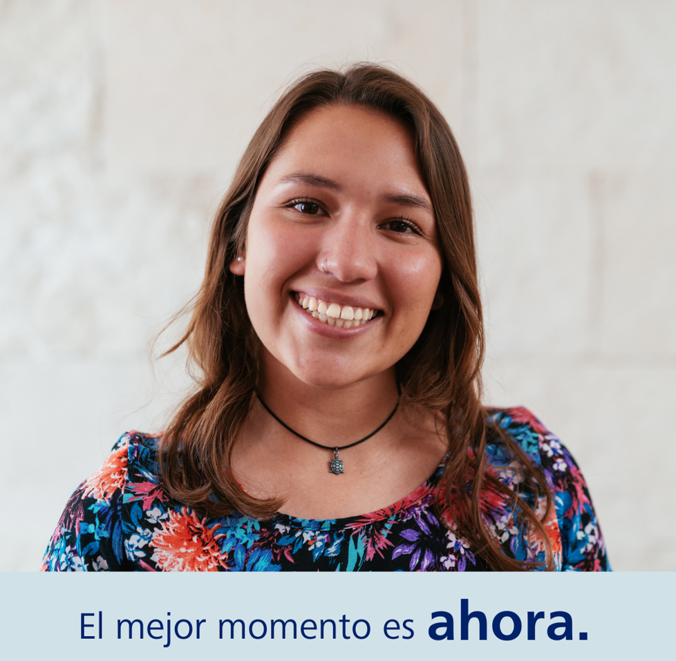 Graphic shows a Latina woman smiling widely.
